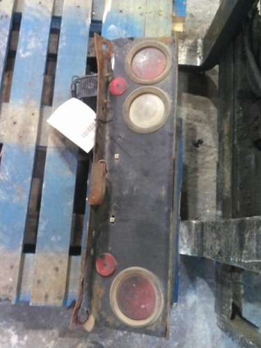 Replaces 2003 freightliner - 2003,